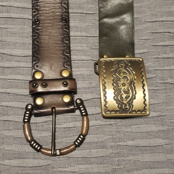 Belt - Picture 2 of 4